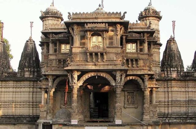 Hutheesing Jain Temple
